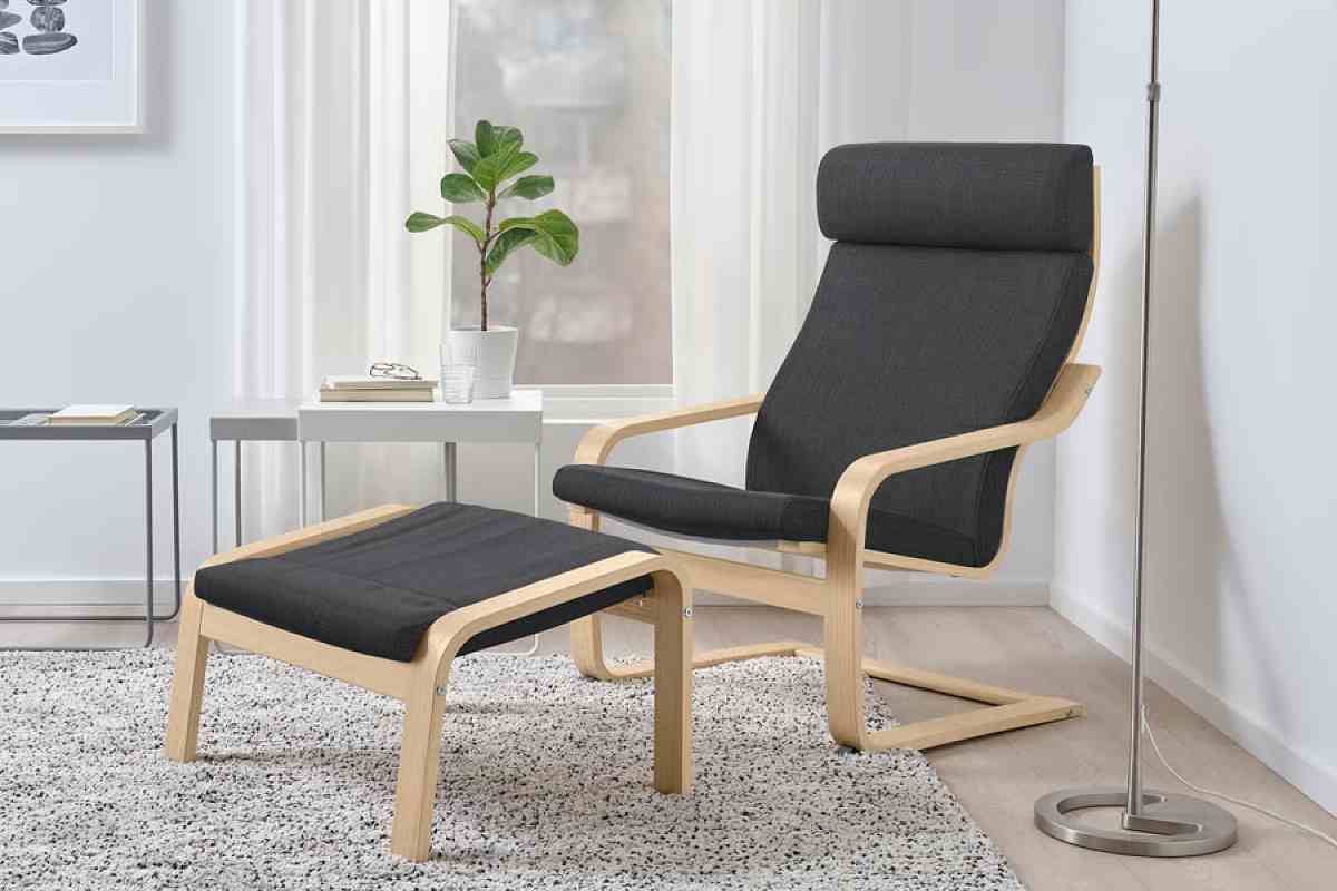 POÄNG poggiapiedi IKEA 