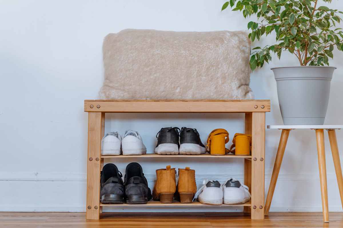 Basta caos all'ingresso: l'accessorio 3-in-1 Eurospin che arreda